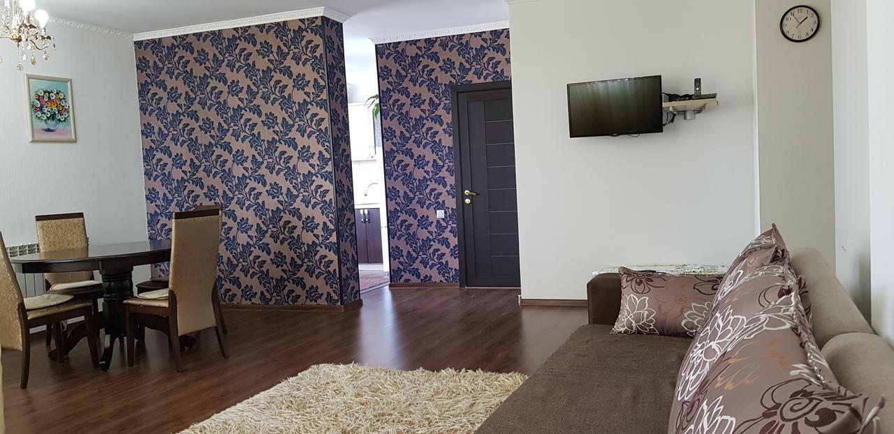Apartment Lazurniy Astana Eksteriør billede